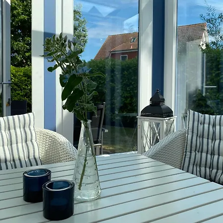 Wiesenstrasse 21a Haus Zum Kranich * Zingst